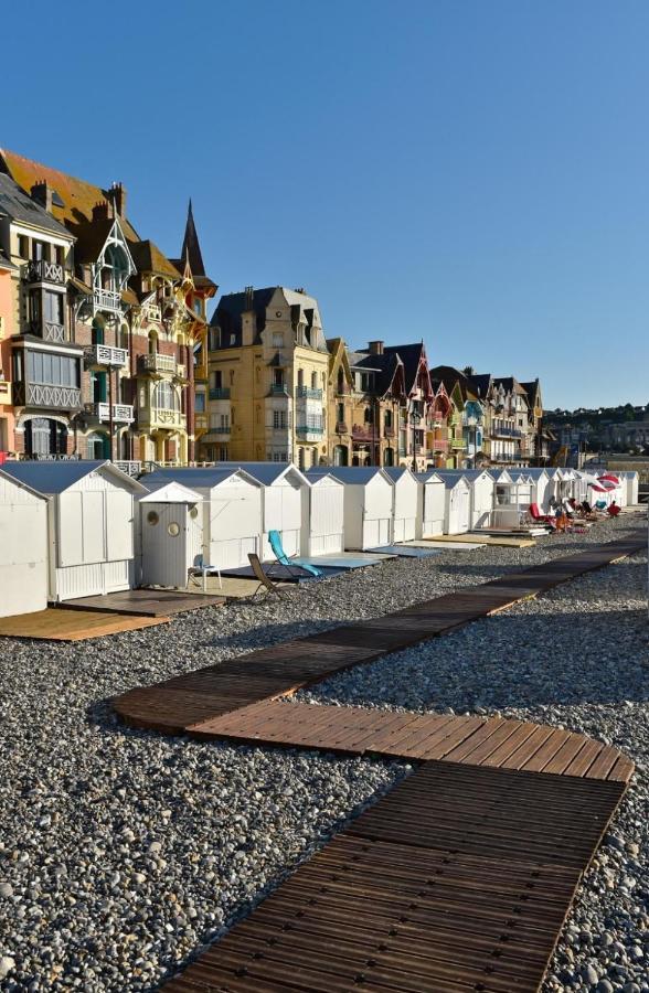 Готель Bienvenue Chez Anais ! Biville-sur-Mer Екстер'єр фото
